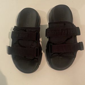 Dior D-Wander Slide NWOB Size 37 AUTHENTIC
